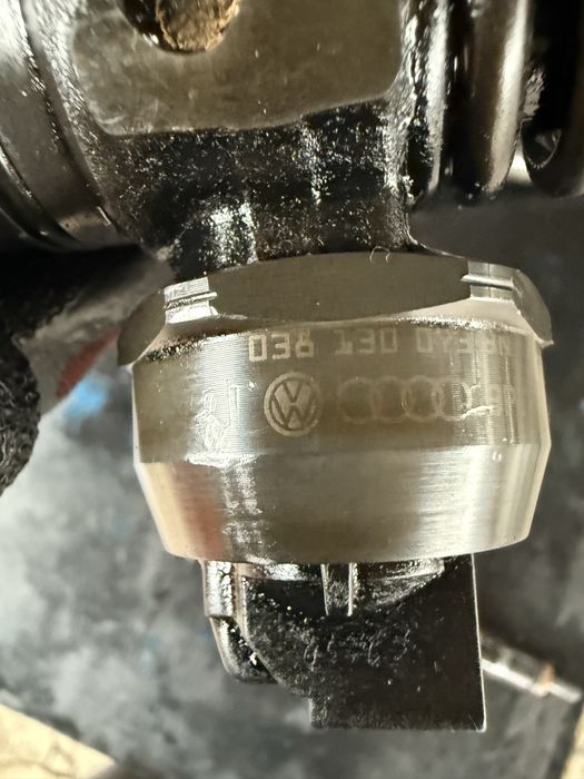 Injector,set injectoare vw,seat,audi,skoda 1.9 tdi\BLS