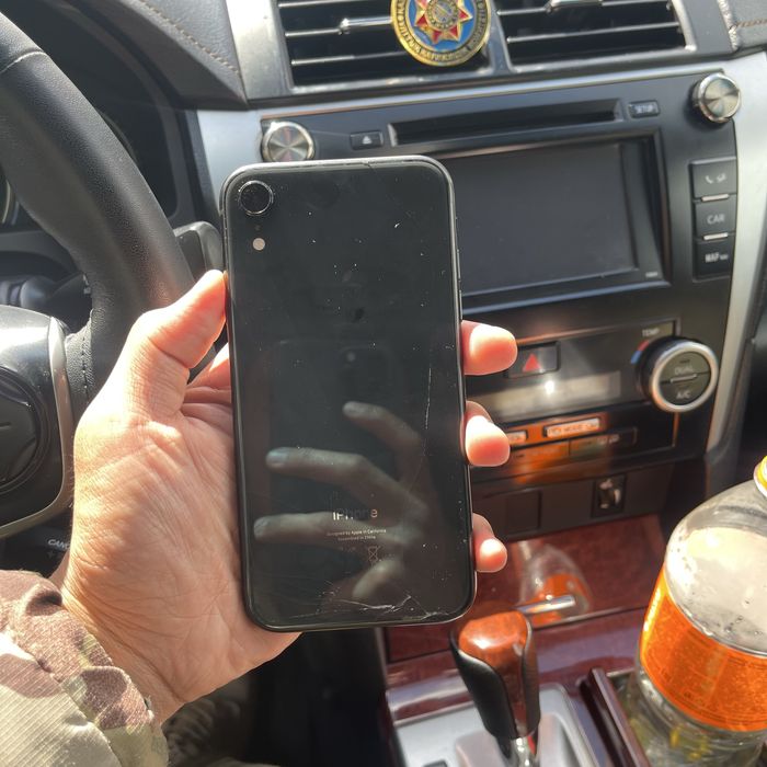 Продам iPhone XR // Айфон ХР