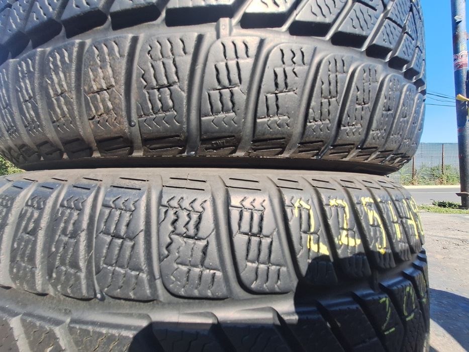 2 anvelope iarna 225/45r17 Pirelli Montaj Gratuit
