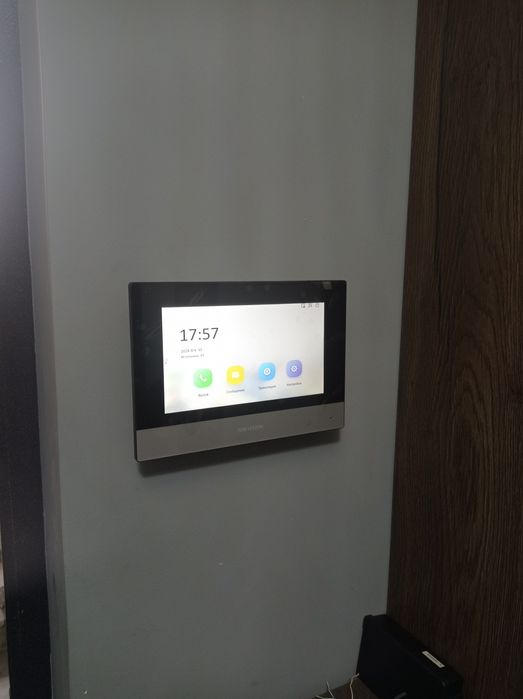 Установка камеры наблюдения и домофоны