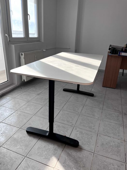 birou IKEA reglabil 160*80 Bekant