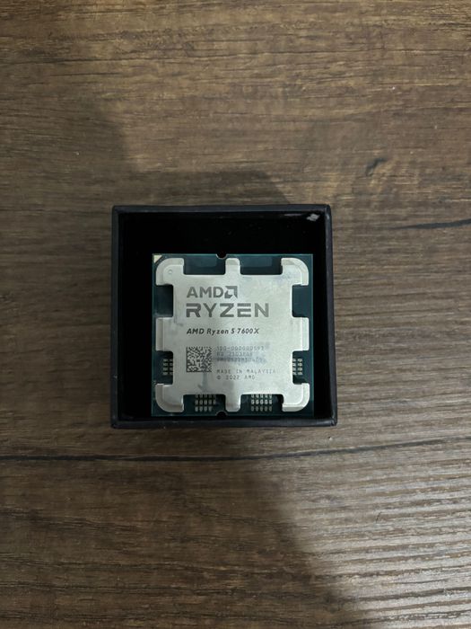AMD Ryzen 5 7600X