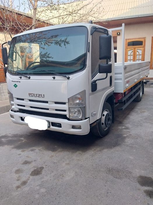 Isuzu sotiladi avtusdan terilgan