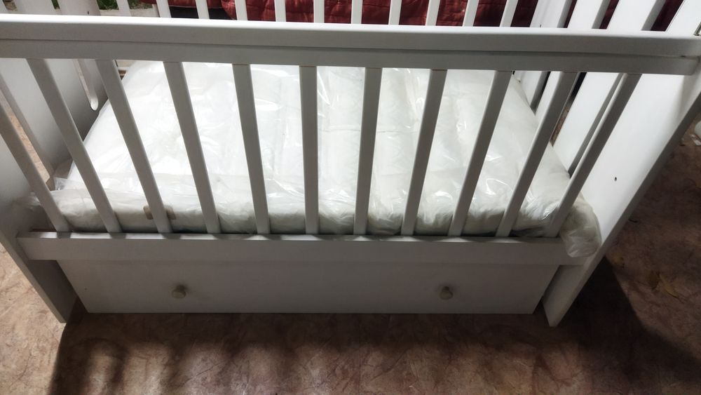Продам манеж, детская кроватка