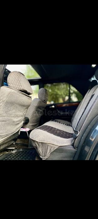 В продаже Mercedes 124