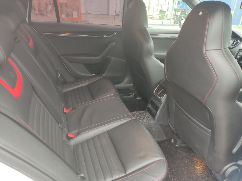 Vând Skoda Octavia RS