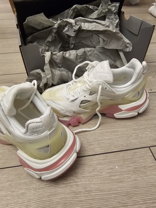 Balenciaga marimea 36