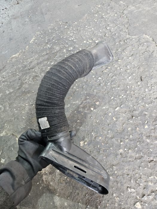 Ляв въздуховод за Mercedes Cls350 w218