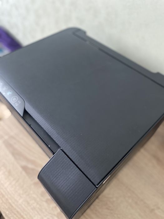 Продам цветной принтер EPSON L3250