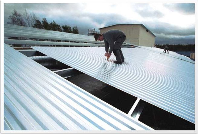 Монтаж металлической кровли. Профнастил дан том ёпамиз. Profnastil.