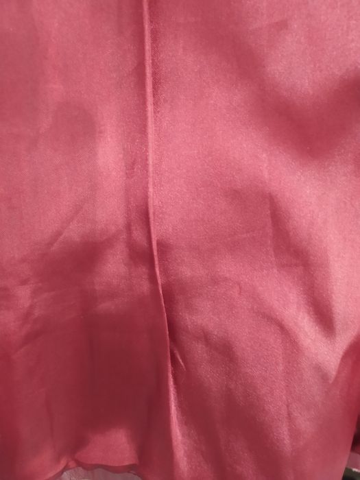 Бордовая куртка для девушек