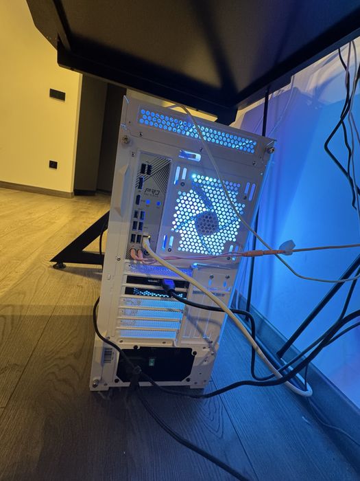 G:RIGS SPARK Ultra (Intel) +MONITOR Samsung IpS LED G4