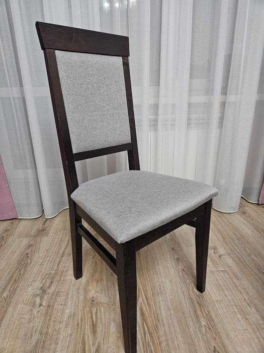 Стол Ikea и стулья Aurora