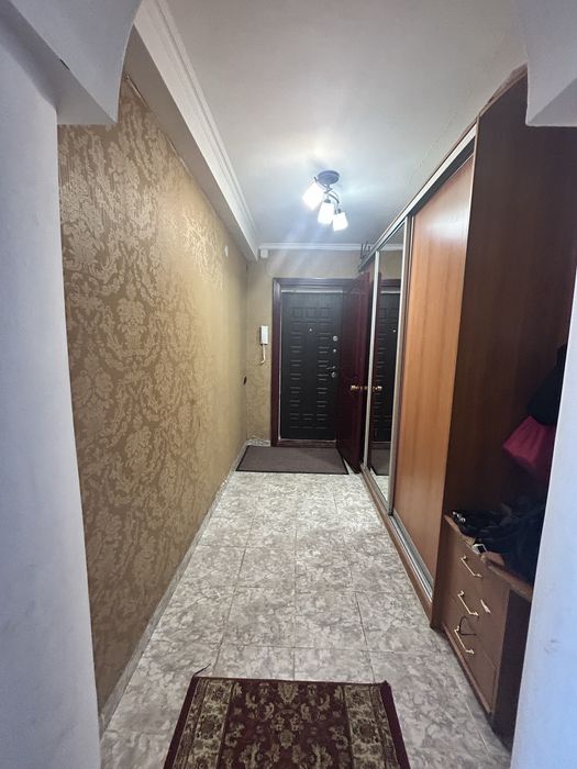 Продам 3-х комнатную квартиру