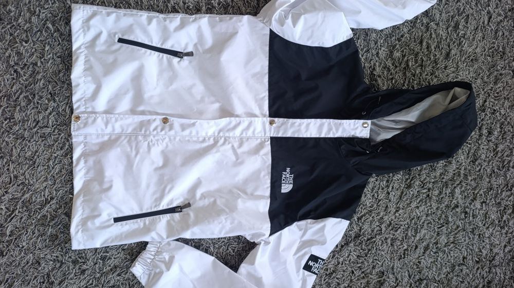 The North Face ново яке тип ветровка 2хл