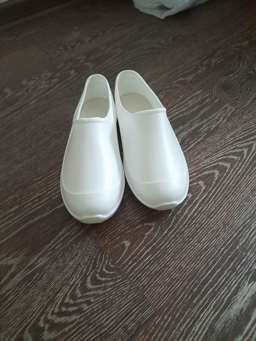 Продам спецобувь