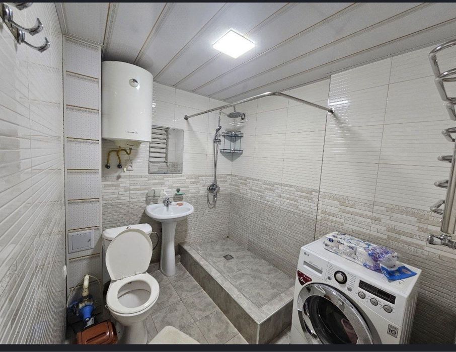 Arendaga uy 2 xonali eski belaynda!!!