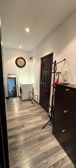 Дава се под наем Двустаен апартамент в София, Надежда 1 - 50 кв.м за 561 € - Снимка #2