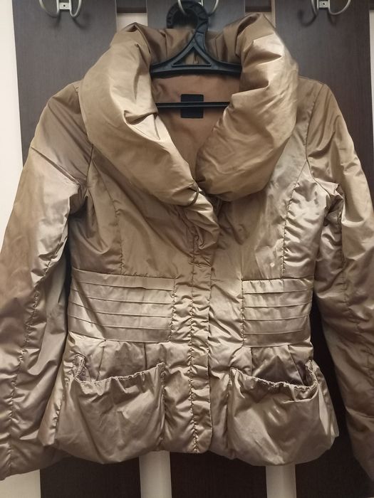 Продам куртку самый сезон