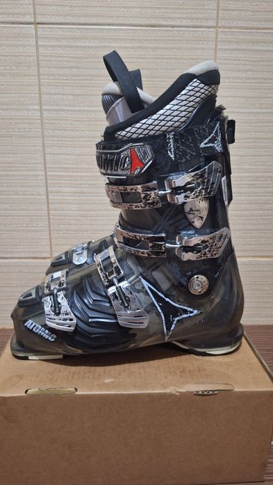 Clapari schi atomic hawx 100 nr.43-44-schiuri