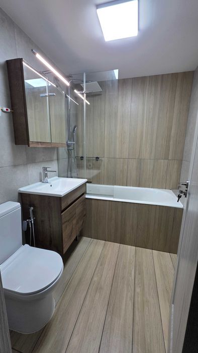 Vânzare Apartament 3 Camere + Living | 110 m² | Huși