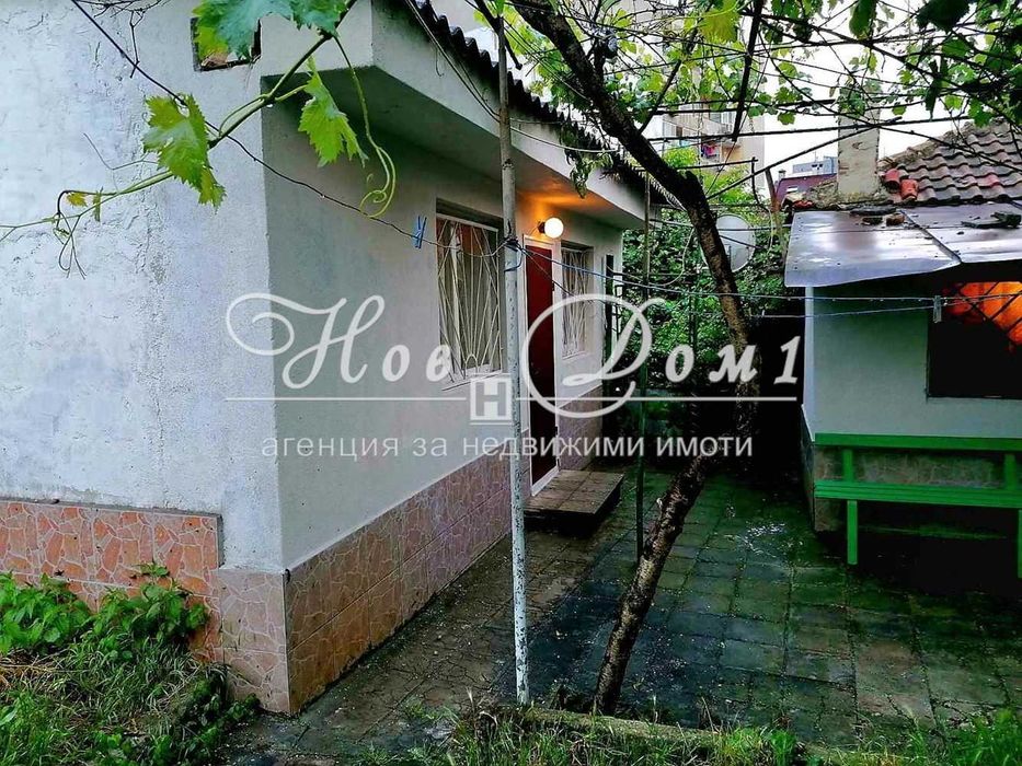 Дава се под наем Двустаен апартамент в Варна, Цветен квартал - 39 кв.м за 229.5 € - Снимка #4