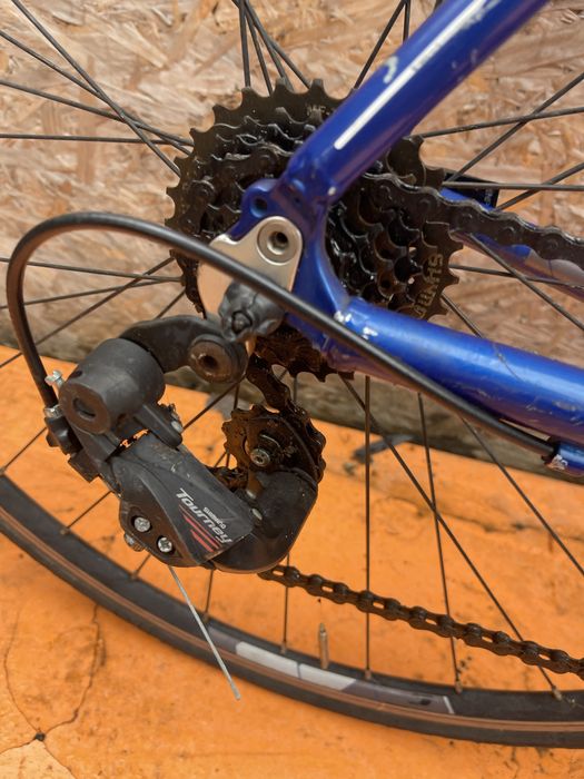 Bicicleta cursiera Carrera zelos  cadru aluminiu roti 28”