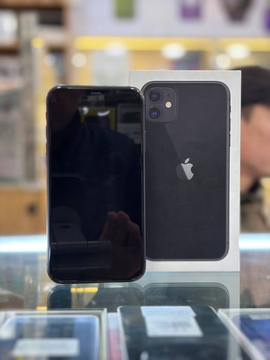 IPhone 11 ideal qora