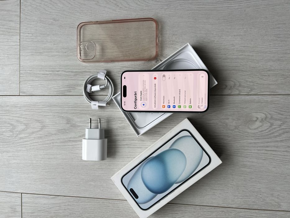 • Iphone  15 • BATERIE 100%  •