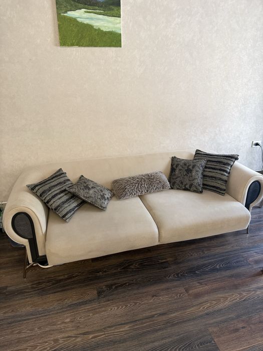 Продам Диван покупали в Malishop