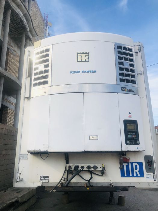 Полуприцеп сотилади