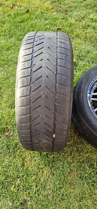 Vând jante VW / Audi pe 18, echipate cu cauciucuri M+S 235/50/18