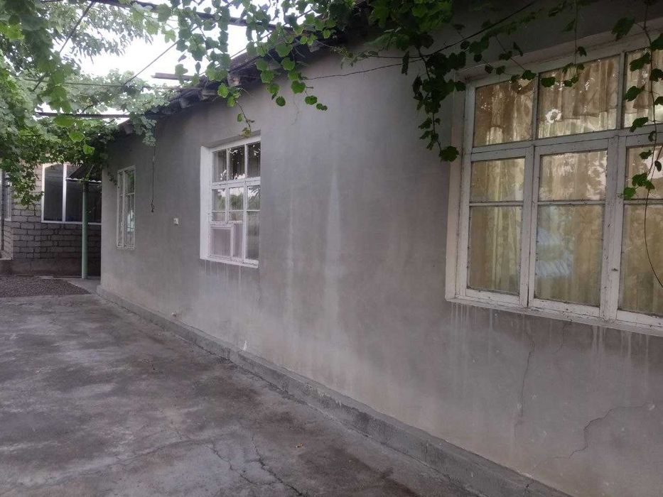 Продается участок 38 соток с домом. Ташкентская область Нурафшон