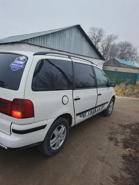 Фольксваген Шаран