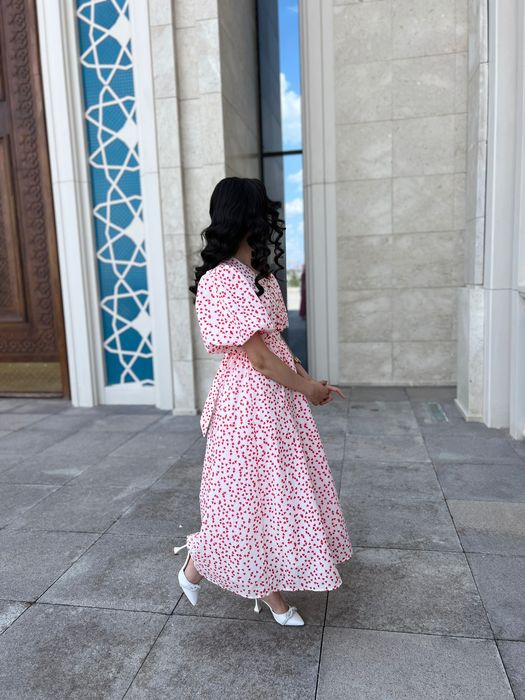 Продам платье ))