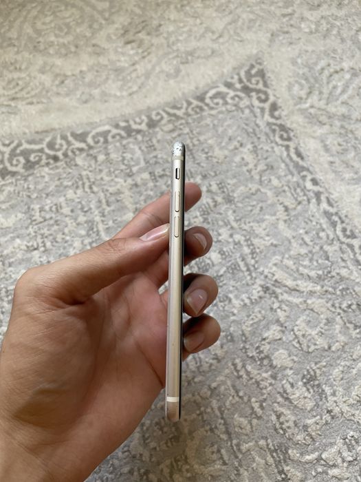 iPhone SE 3rd 2022года 128gb