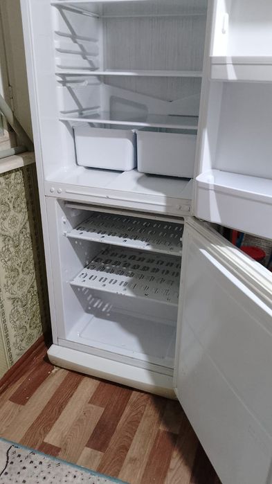 Холодильник сатылады