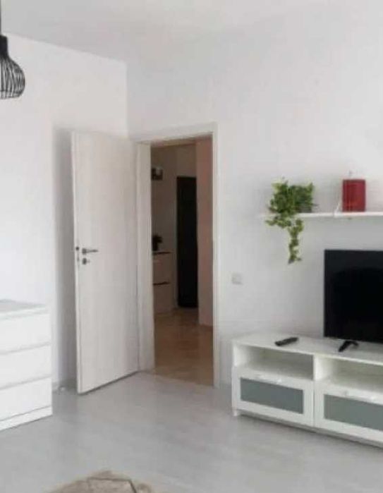 Дава се под наем Двустаен апартамент в Пловдив, Каменица 2 - 62 кв.м за 341.7 € - Снимка #2