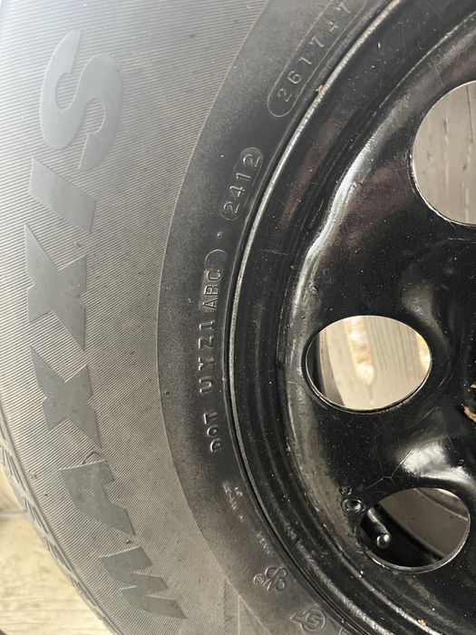 Jante oțel + Anvelopă Iarnă Maxxis Suzuki Jimny