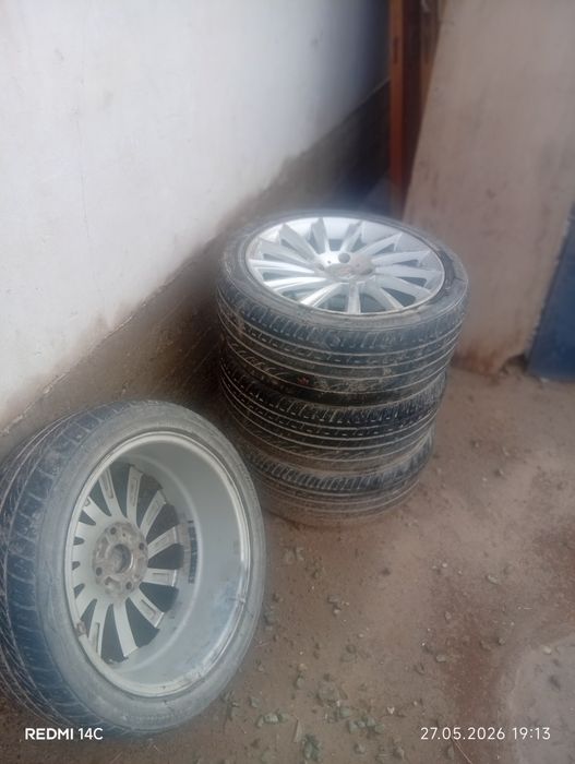 17 diska satiladi