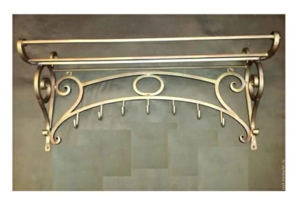 Вешалки из металла