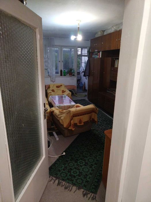 Дава се под наем Двустаен апартамент в Шумен, Център - 64 кв.м за 306 € - Снимка #2