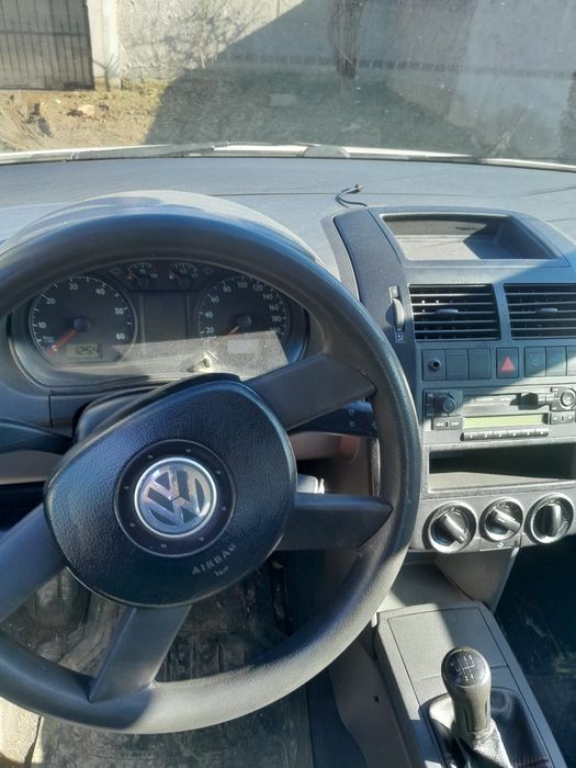 Volkswagen  polo.