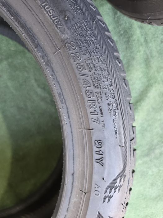 225 45 17 vara bridgestone