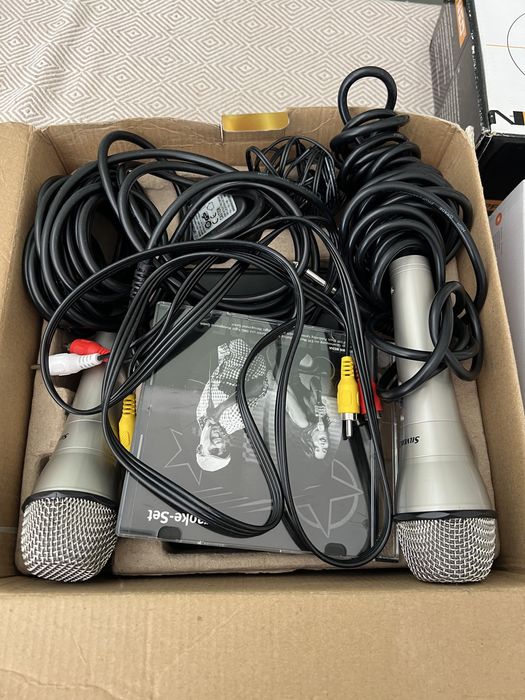 КАРАОКЕ СЕТ с два микрофона