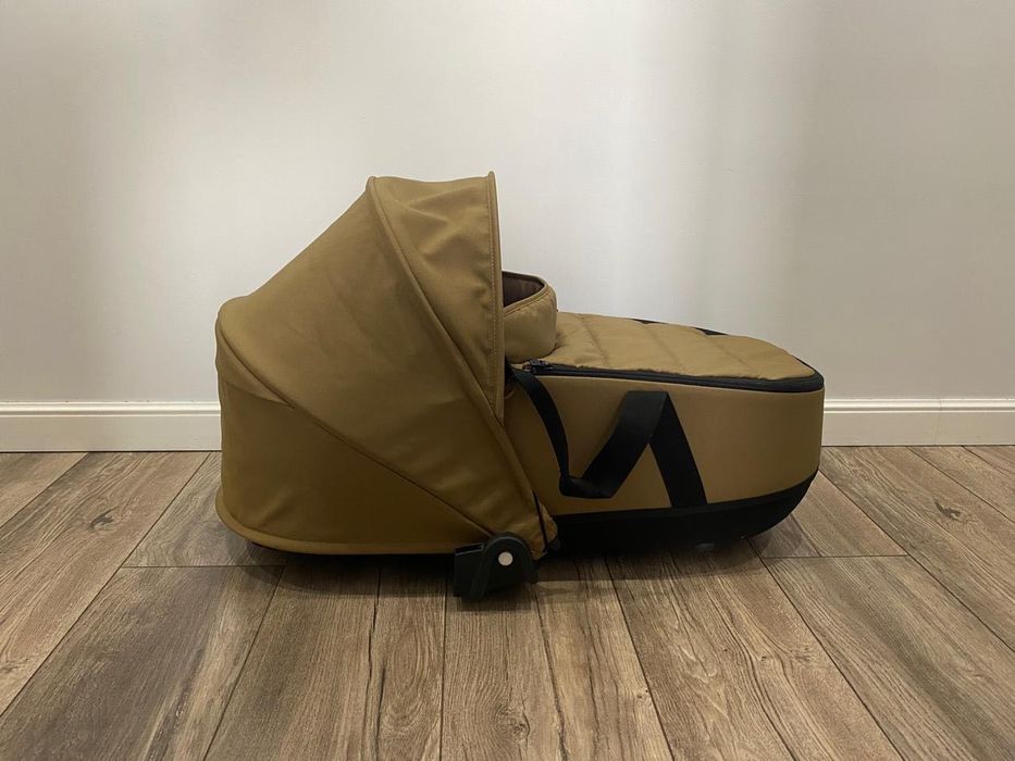 Yoyo 3 коляска люлька переноска