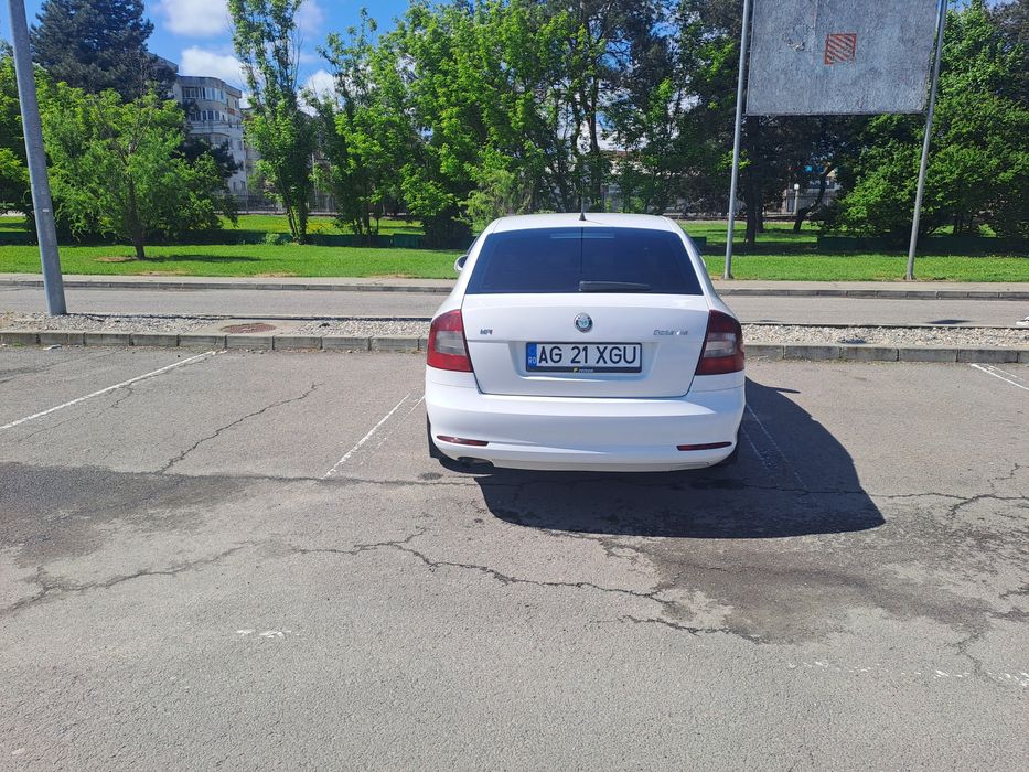*SKODA Octavia Facelift An 2011 GPL*