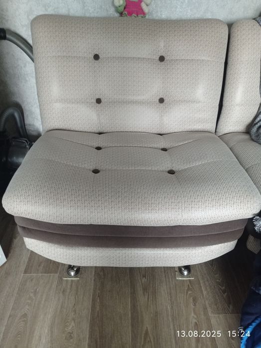 Мягкая мебель для гостиной