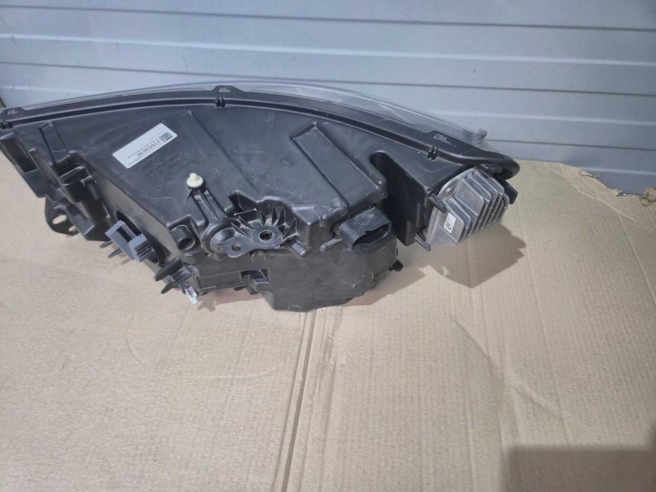 Far Dreapta Full Led Volvo XC40 Dupa 2018 cod 31655636