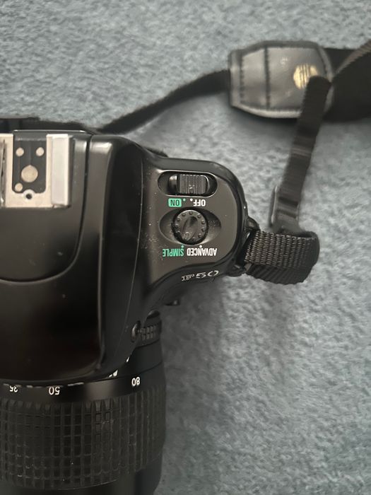 Camera pe film/Aparat pe film/Analog